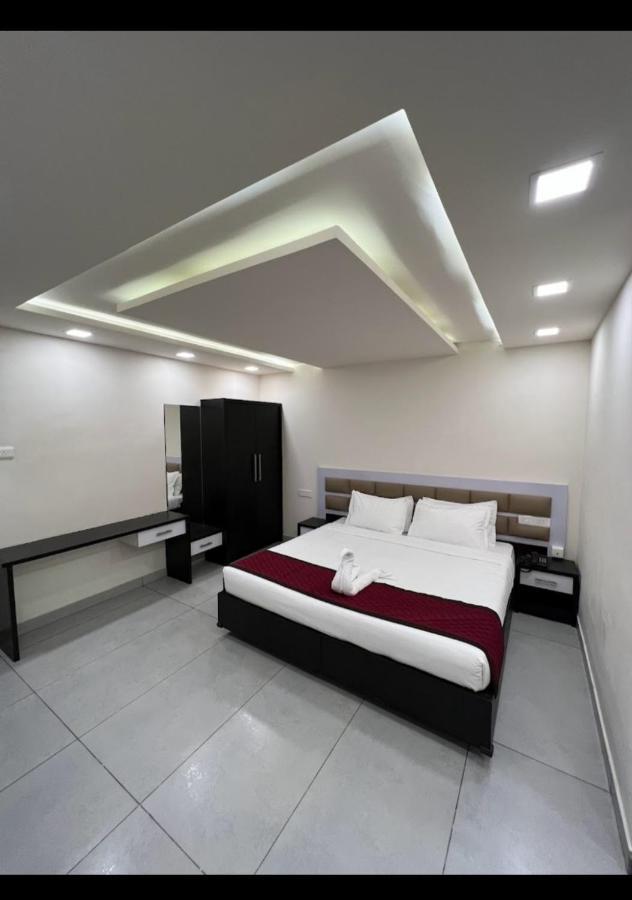 Clarks Inn Express ,Sirkazhi ภายนอก รูปภาพ