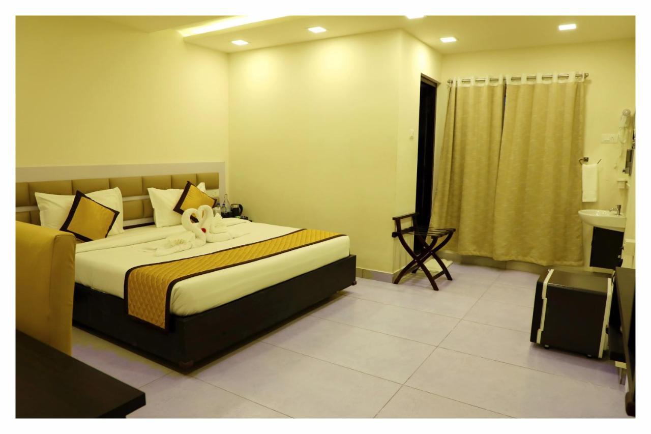 Clarks Inn Express ,Sirkazhi ภายนอก รูปภาพ