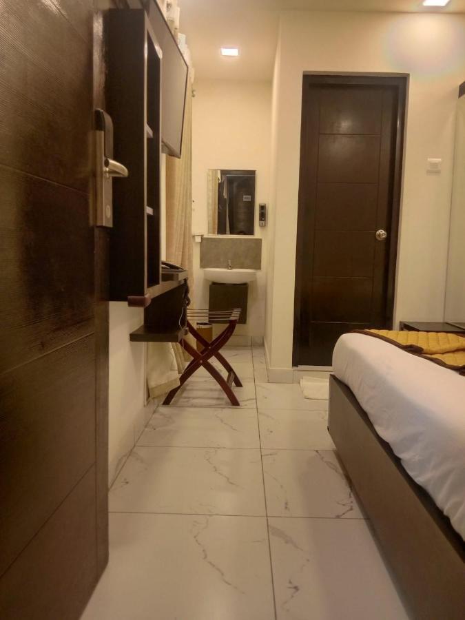Clarks Inn Express ,Sirkazhi ภายนอก รูปภาพ